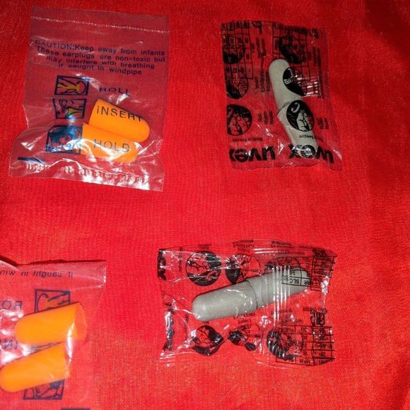 Lot of 12 Foam Ear Plugs💥PRICE DROP💥 - Picture 4 of 5
